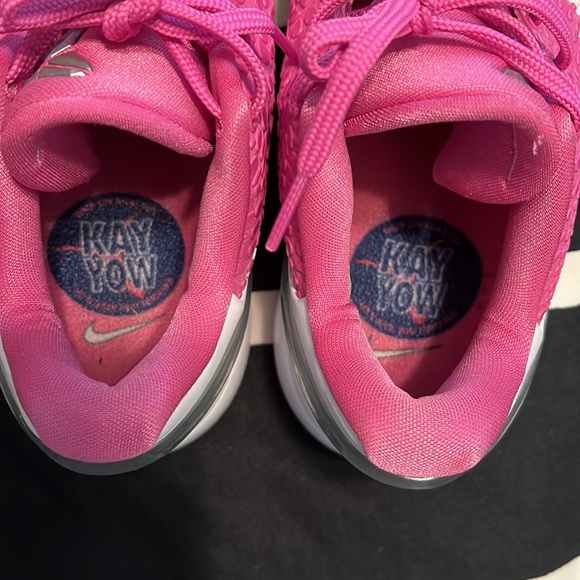 Kobe 6 Think pink 100% authentic,  also no box - Picture 5 of 6